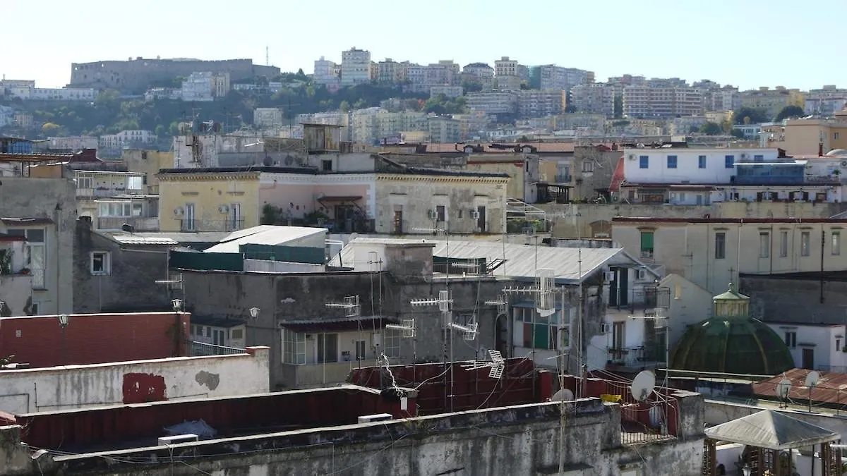 Napoli Milionaria Διαμέρισμα 0*, Νάπολη