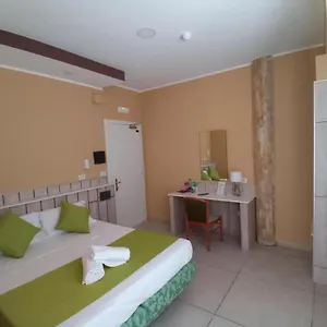 3* Ξενοδοχείο Garden